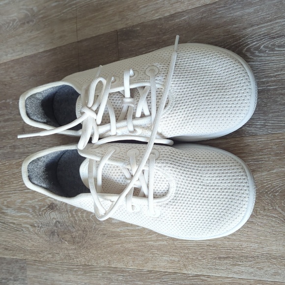 like new Allbirds tree runners sneakers - Picture 2 of 12